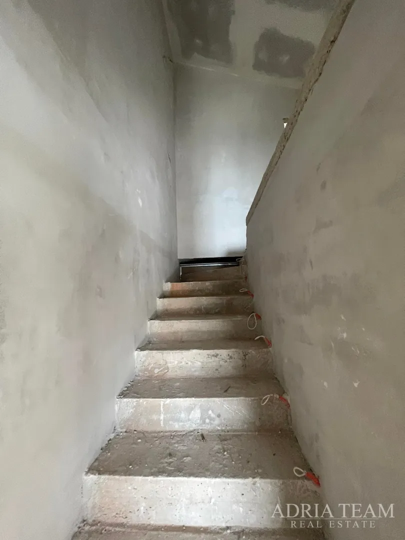kućice u nizu, 50 m od mora, odlična pozicija, nin - zaton - slika 89