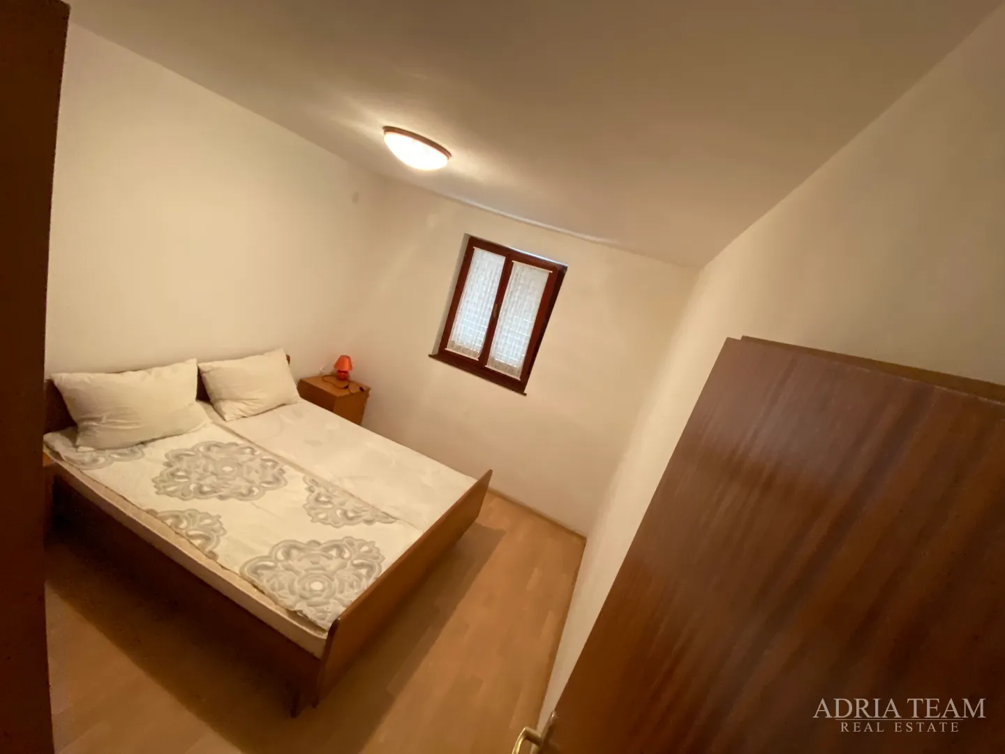 apartmanska kuća sa 6 apartmana, 70 m od mora, pag - povljana - slika 5