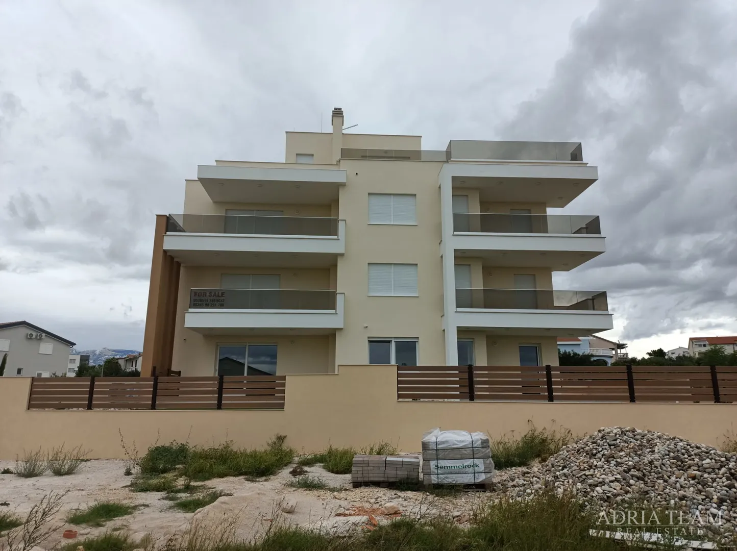 apartmani s pogledom na more, novogradnja - povljana, pag - slika 3