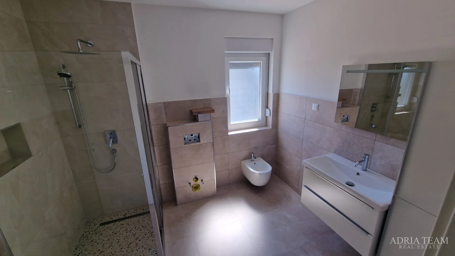 apartmani u stambenoj zgradi, novogradnja - vir - slika 24