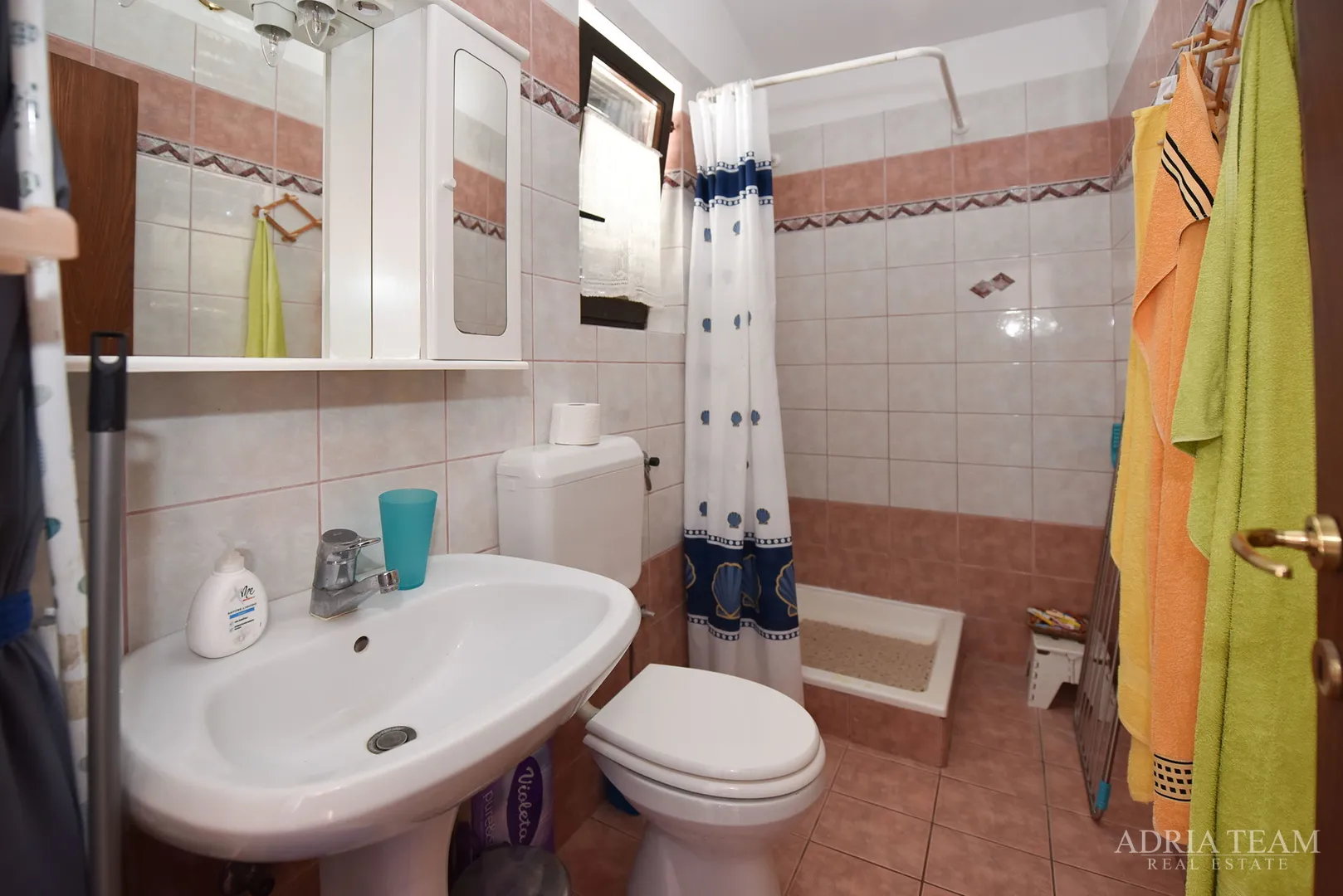 apartmani u kući, 150 m od mora - pag - slika 31