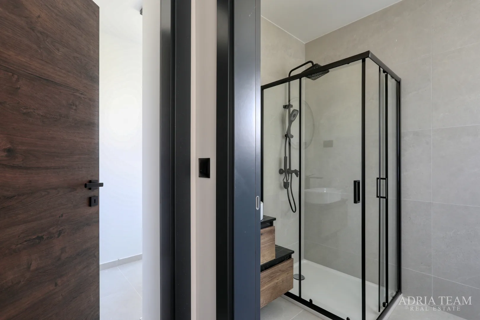 dvoetažni apartmani u novogradnji u dvije identične kuće u nizu - privlaka - slika 68