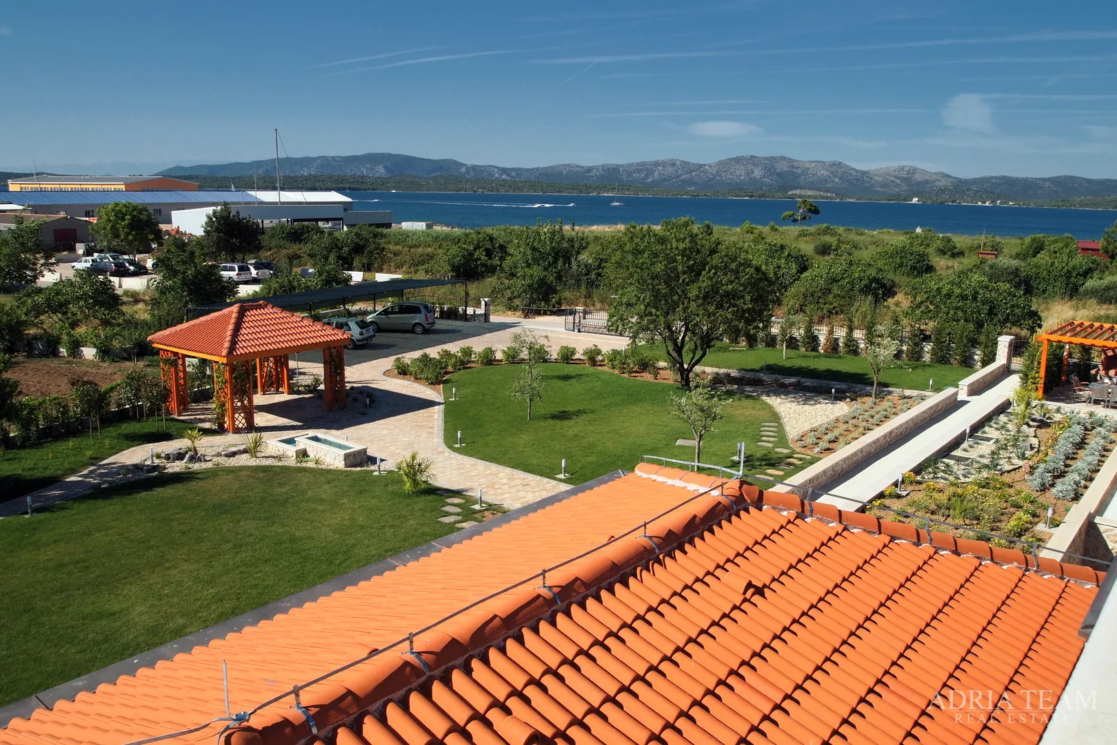 luksuzna vila 100 m od marine - betina, murter - slika 132