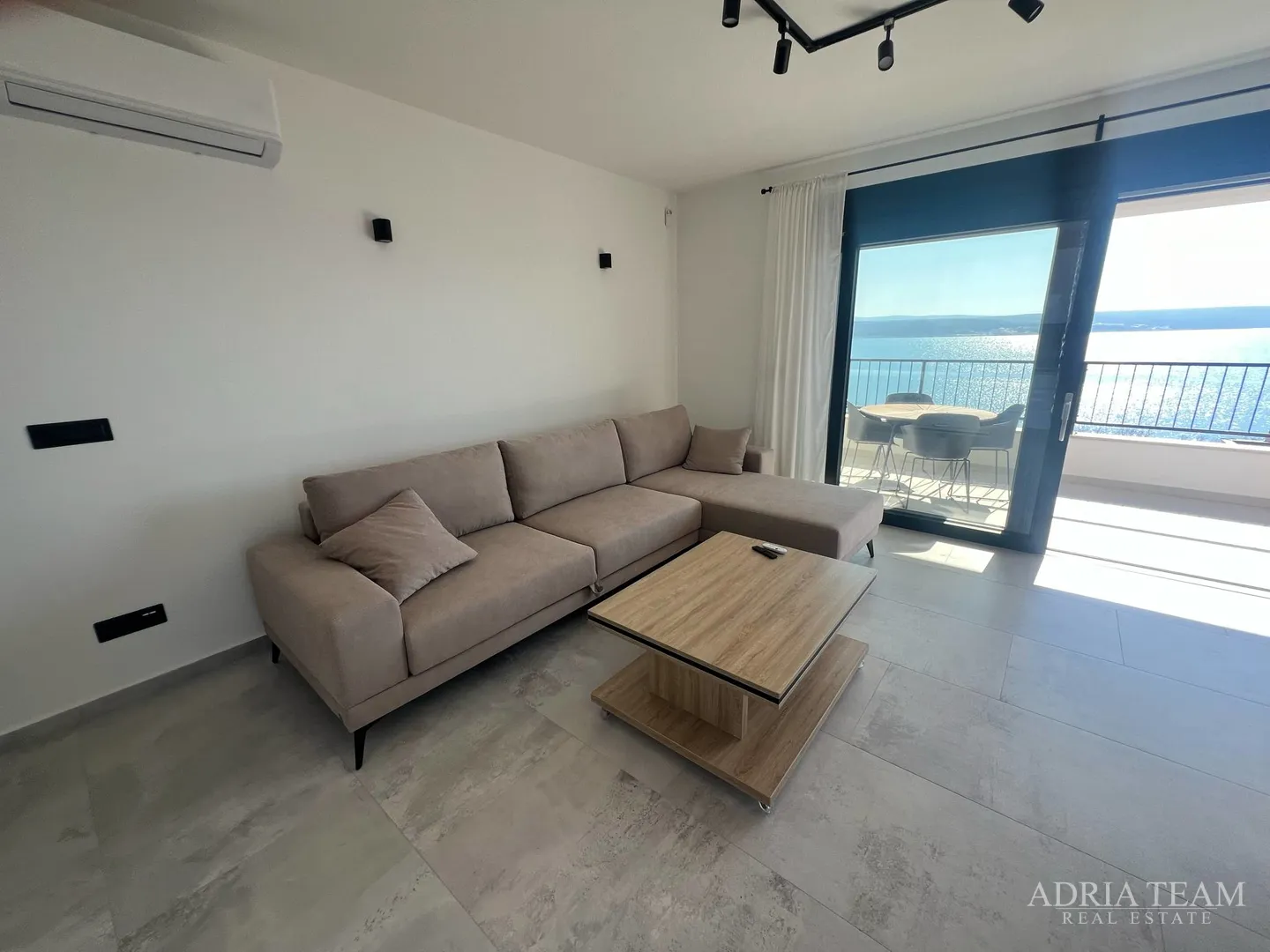 apartmani u novogradnji s otvorenim pogledom na more, maslenica - slika 6