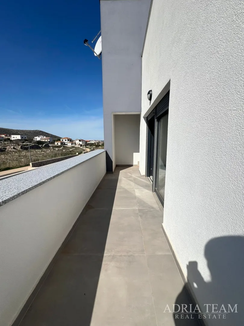 apartmani u prvom redu do mora, novogradnja - vinjerac - slika 55