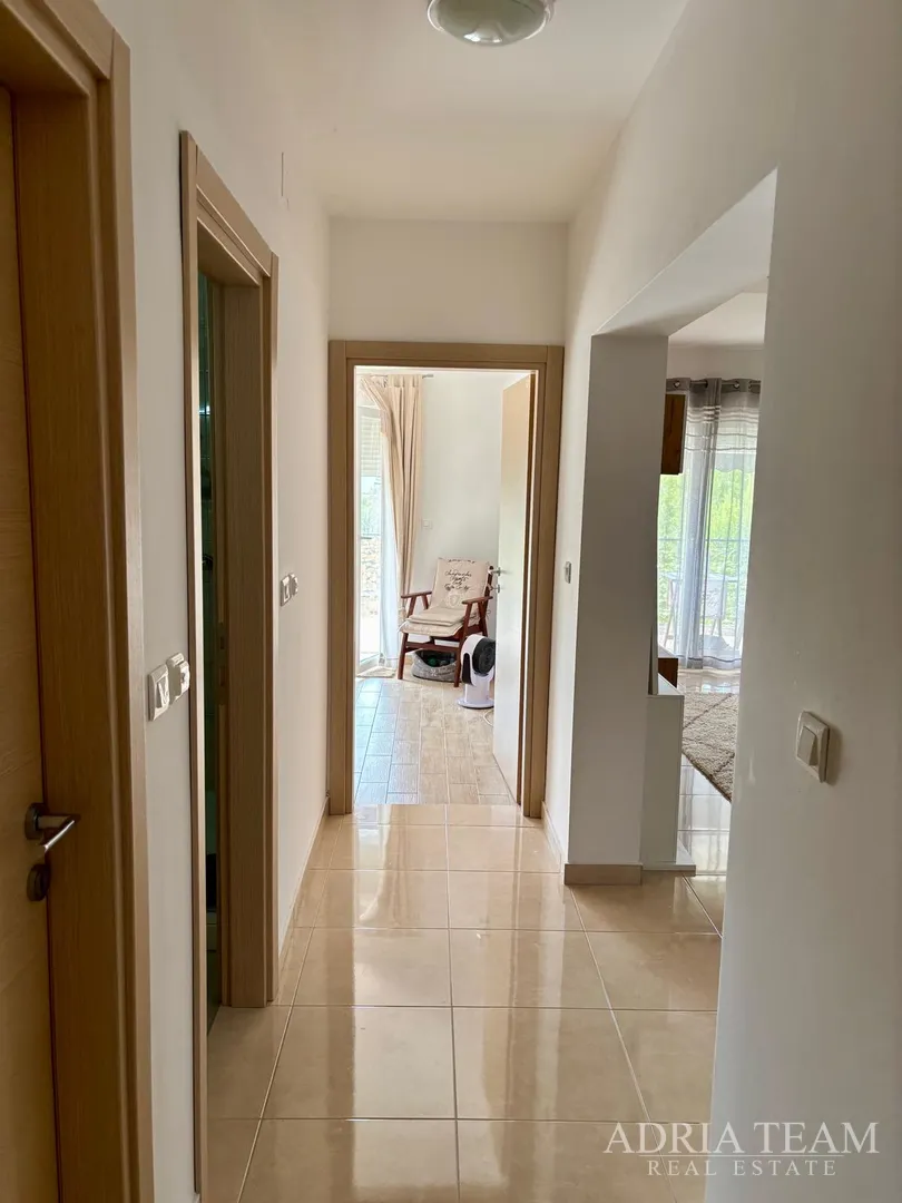 dvosoban apartman s vrtom i 2 parkirna mjesta, 150 m od plaže, petrčane (punta radman) – zadar - slika 12