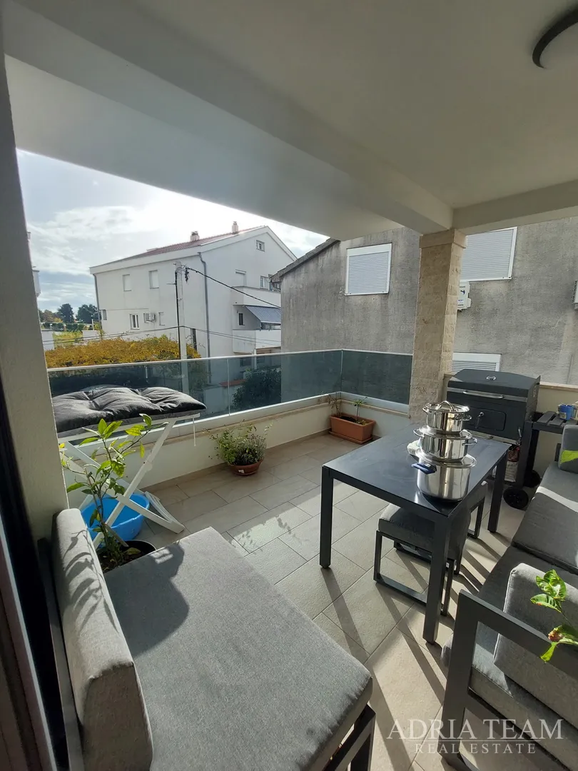 apartman u stambenoj zgradi, 80 m od mora - diklo, zadar posebna ljetna akcija! - slika 23