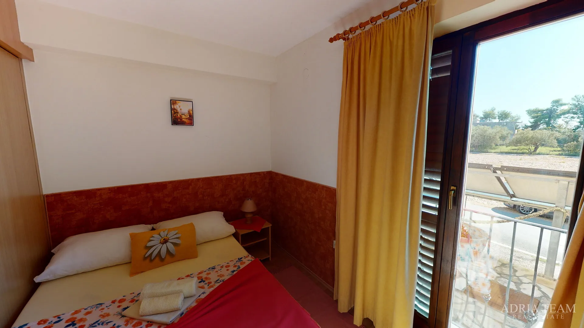 hotel s konobom i krovnom terasom, 1. red do mora - sukošan - slika 12
