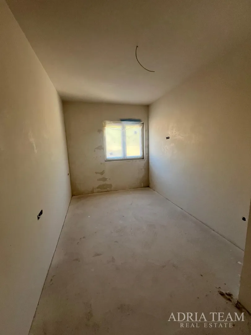 apartmani u novogradnji udaljeni 200 m od mora - seline - slika 19