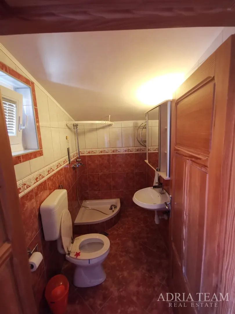 apartmanska kuća s 3 apartmana - vir - slika 10