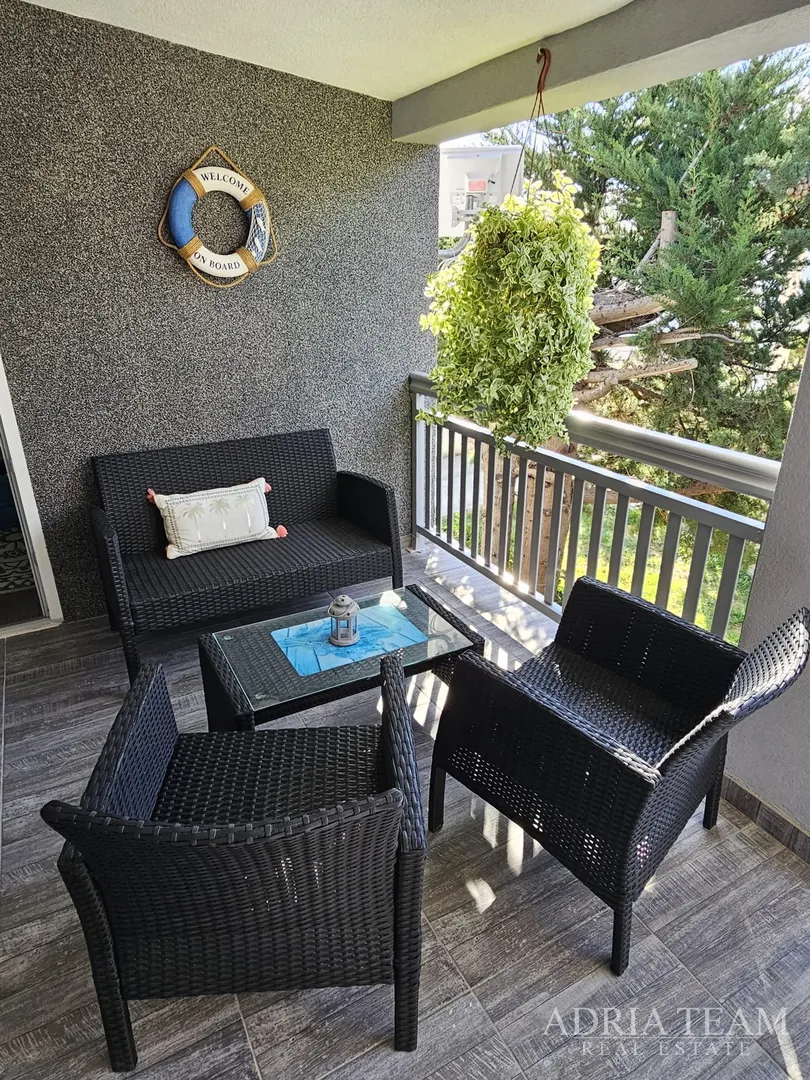 kuća s dvije apartmanske jedinice - vir - slika 31