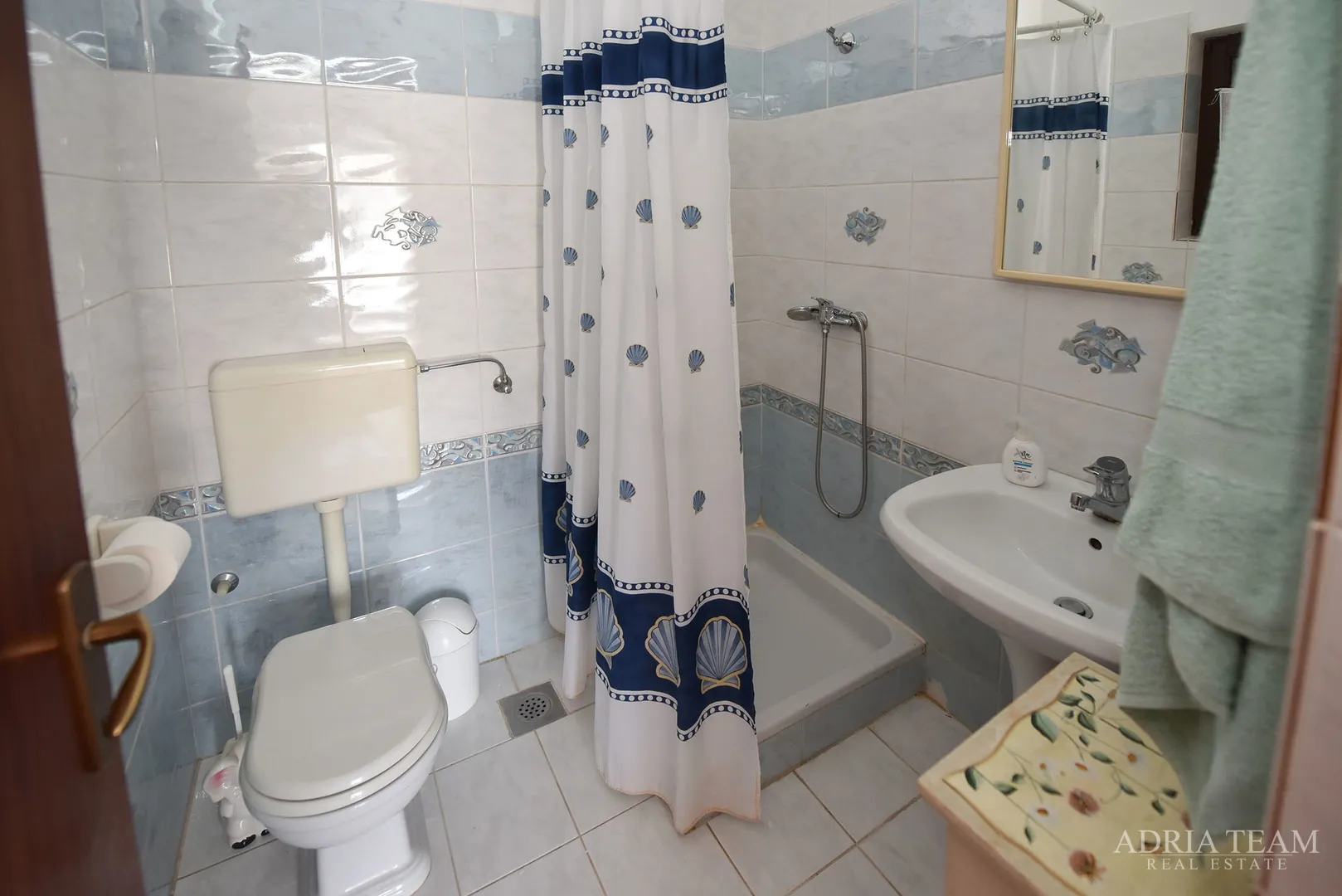 apartmani u kući, 150 m od mora - pag - slika 27