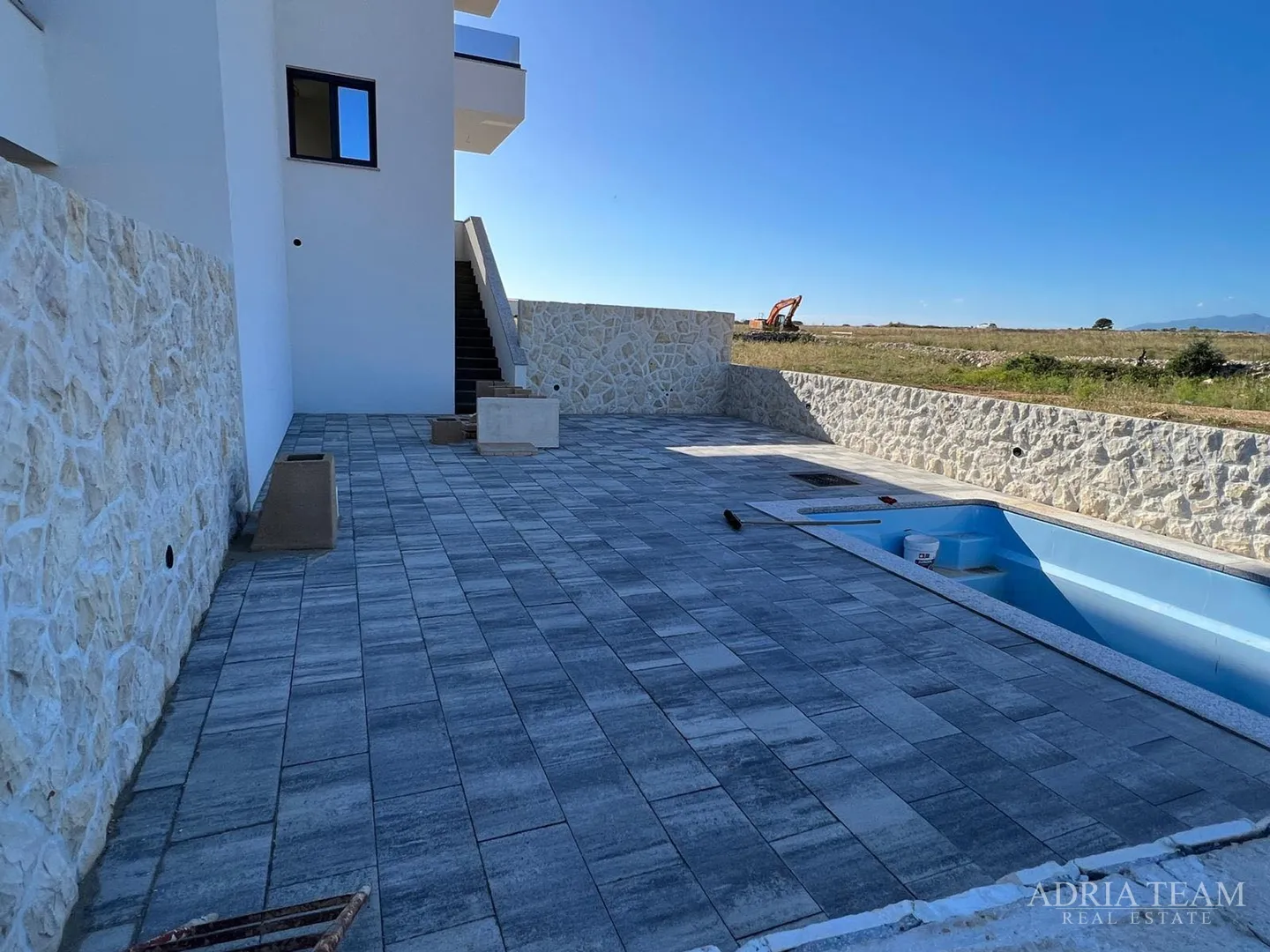 apartmani u stambenoj zgradi u novogradnji - povljana, pag - slika 46