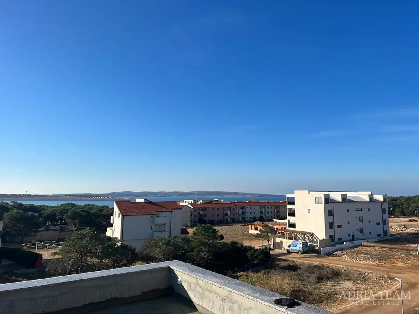 apartmani u stambenoj zgradi u novogradnji - povljana, pag - slika 33