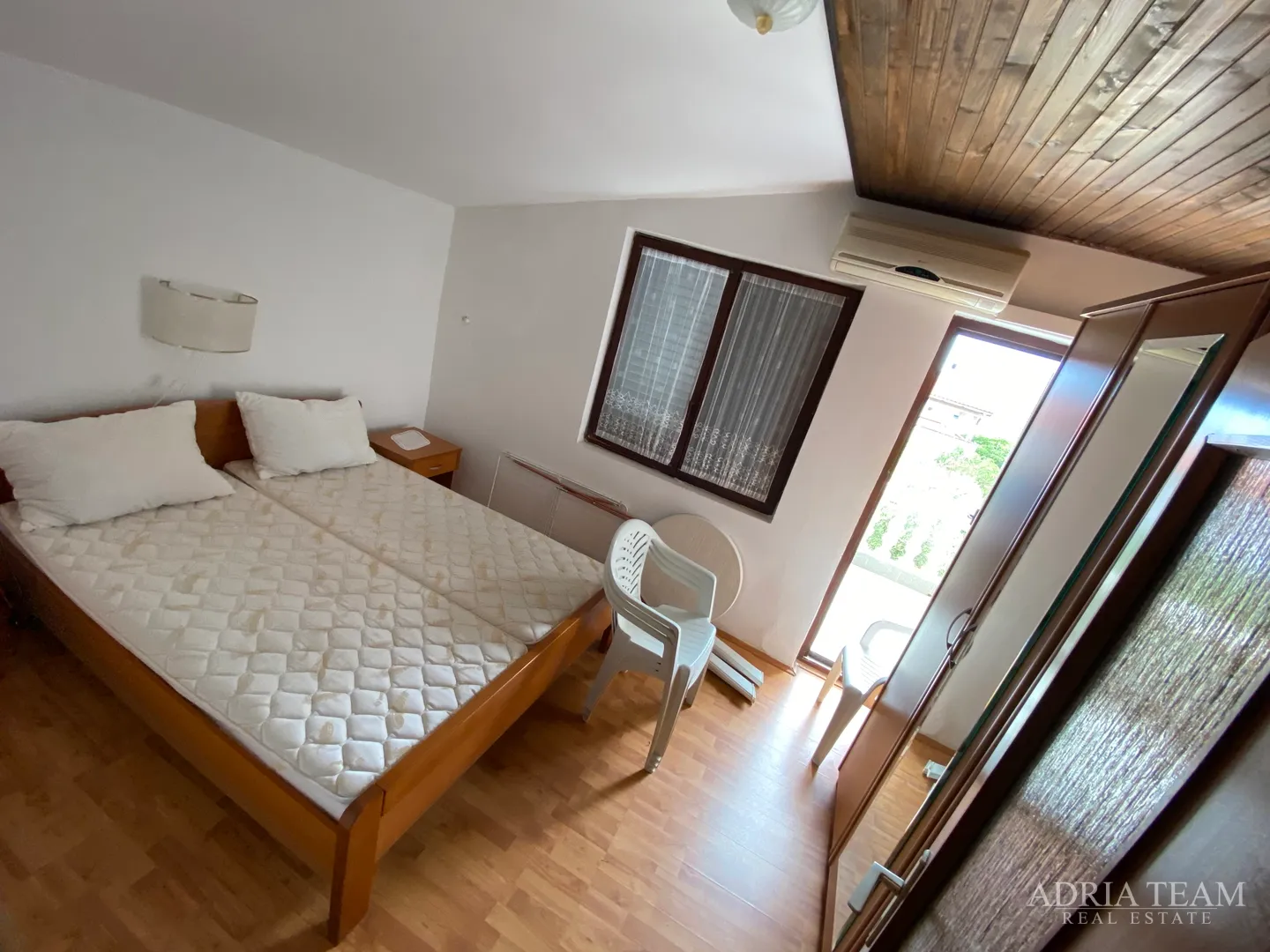 apartmanska kuća sa 6 apartmana, 70 m od mora, pag - povljana - slika 19