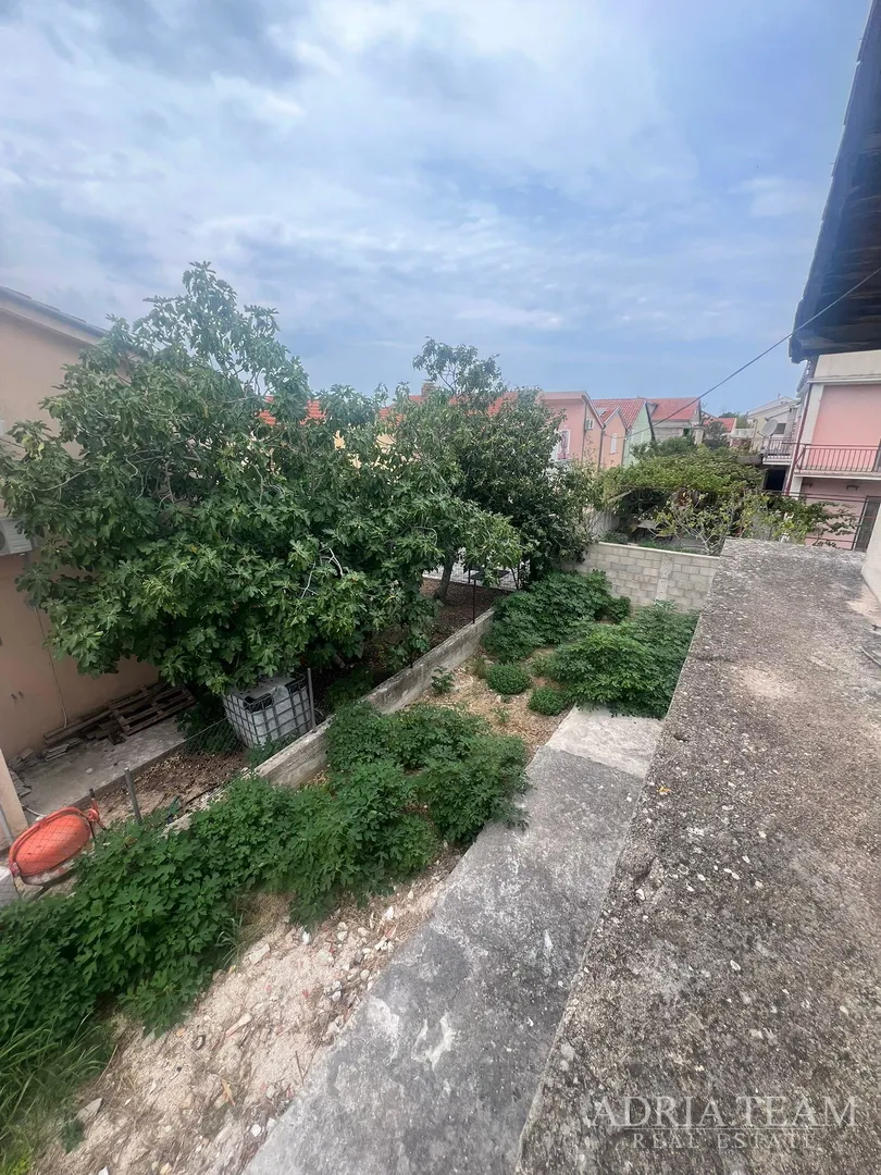 kuća za uređenje s građevinskom dozvolom, blizina prirode - polača - slika 13