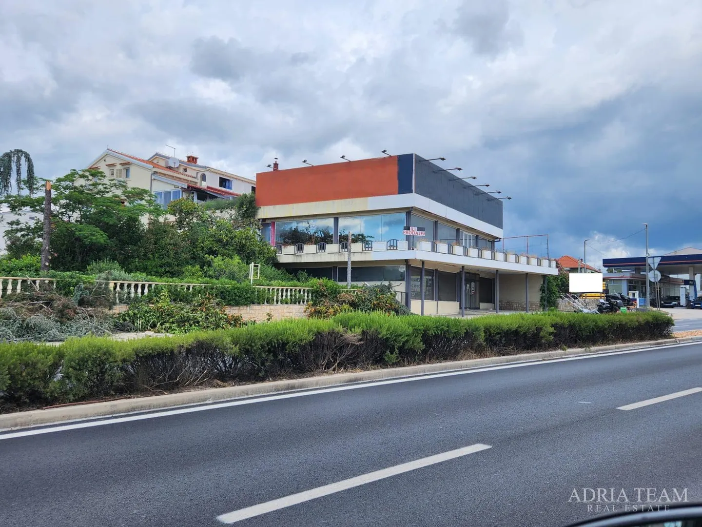 stambeno-poslovni kompleks, izvrsna prilika za investiciju! zadar - slika 2