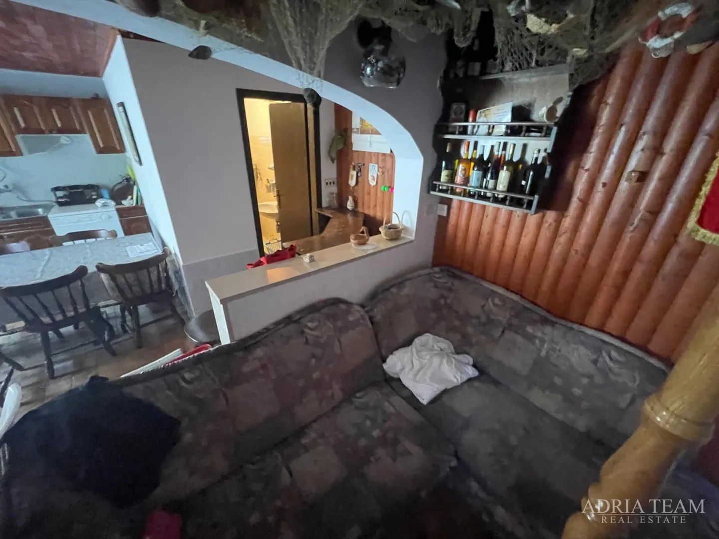 kuća udaljena 650 m od mora, centar - povljana, pag - slika 13