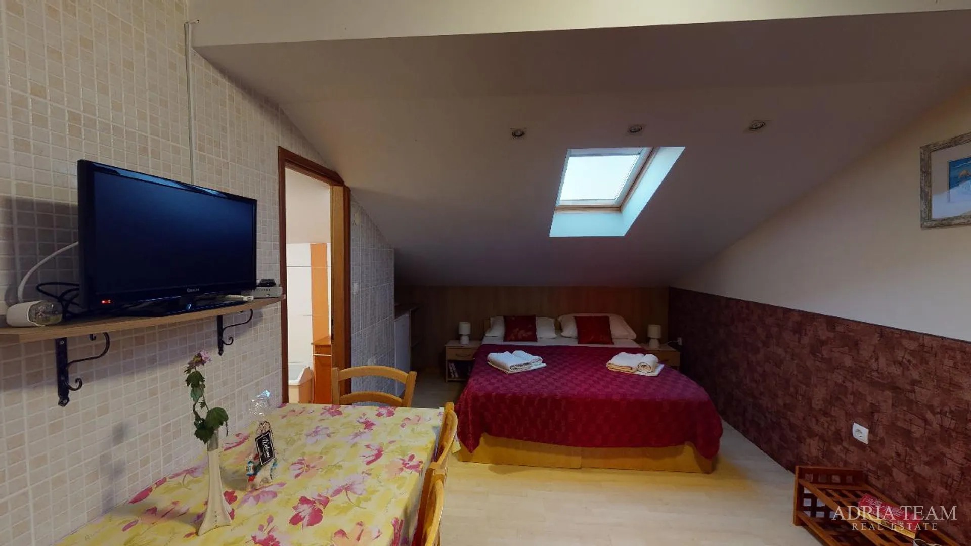 hotel s konobom i krovnom terasom, 1. red do mora - sukošan - slika 87