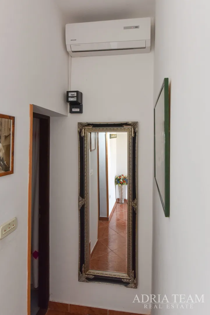apartmani u kući, 150 m od mora - pag - slika 46