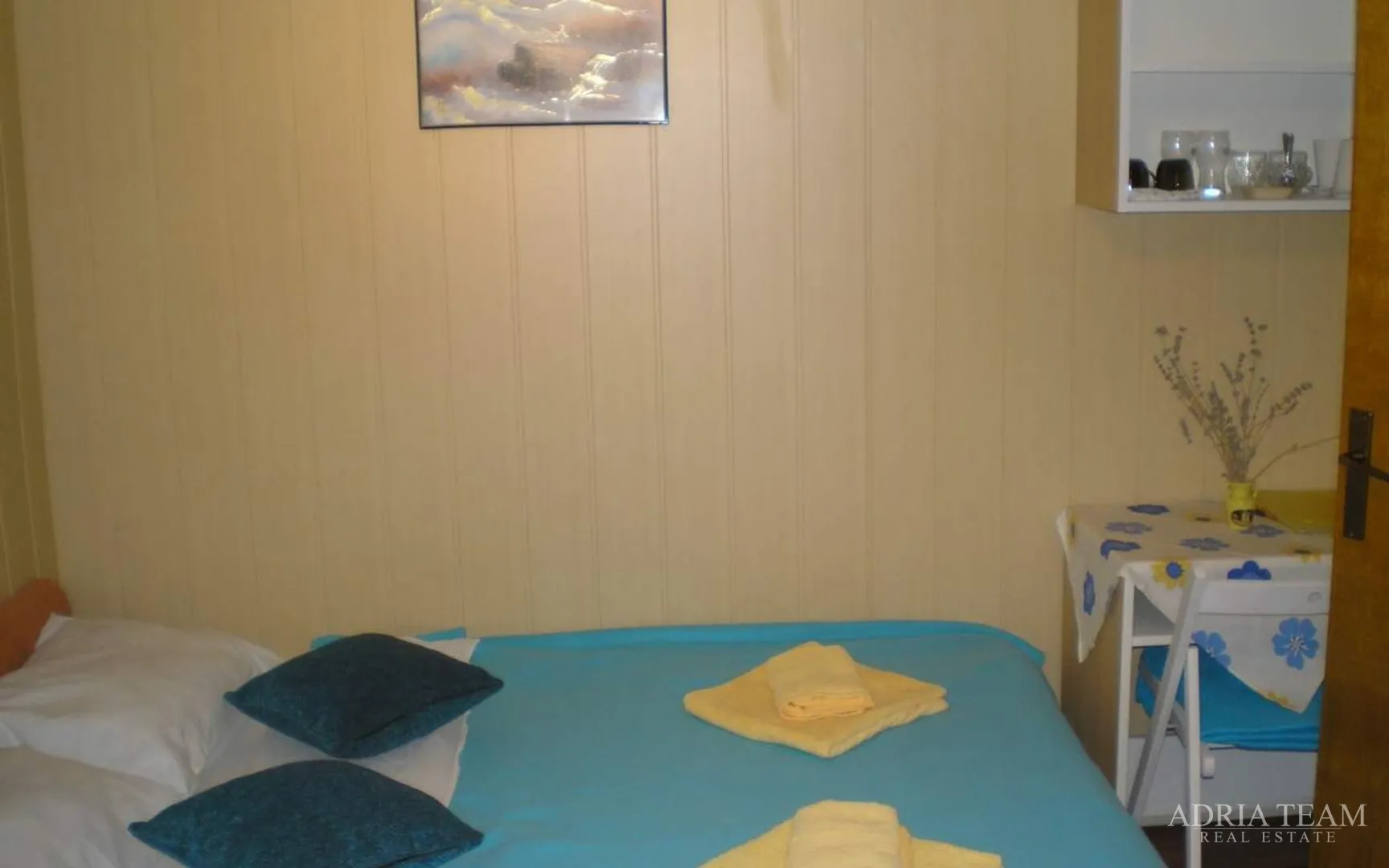 hotel 50 m od mora - posedarje - slika 11