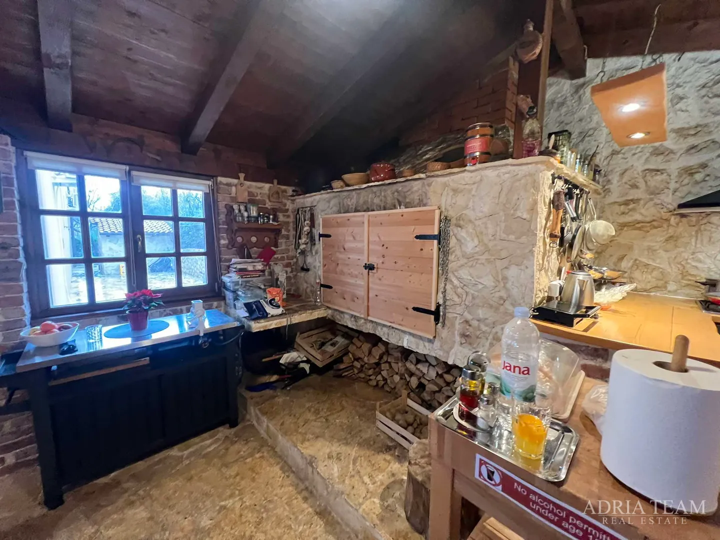 vila s bazenom i pogledom na more, 600 m od mora, privlaka - zadar - slika 35