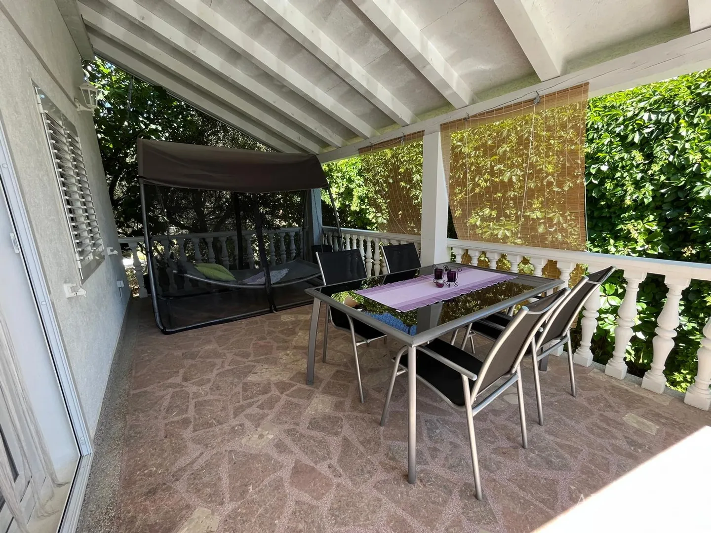 preuređena apartmanska kuća 200 m od mora, garaža i vrt - gornji karin - slika 20