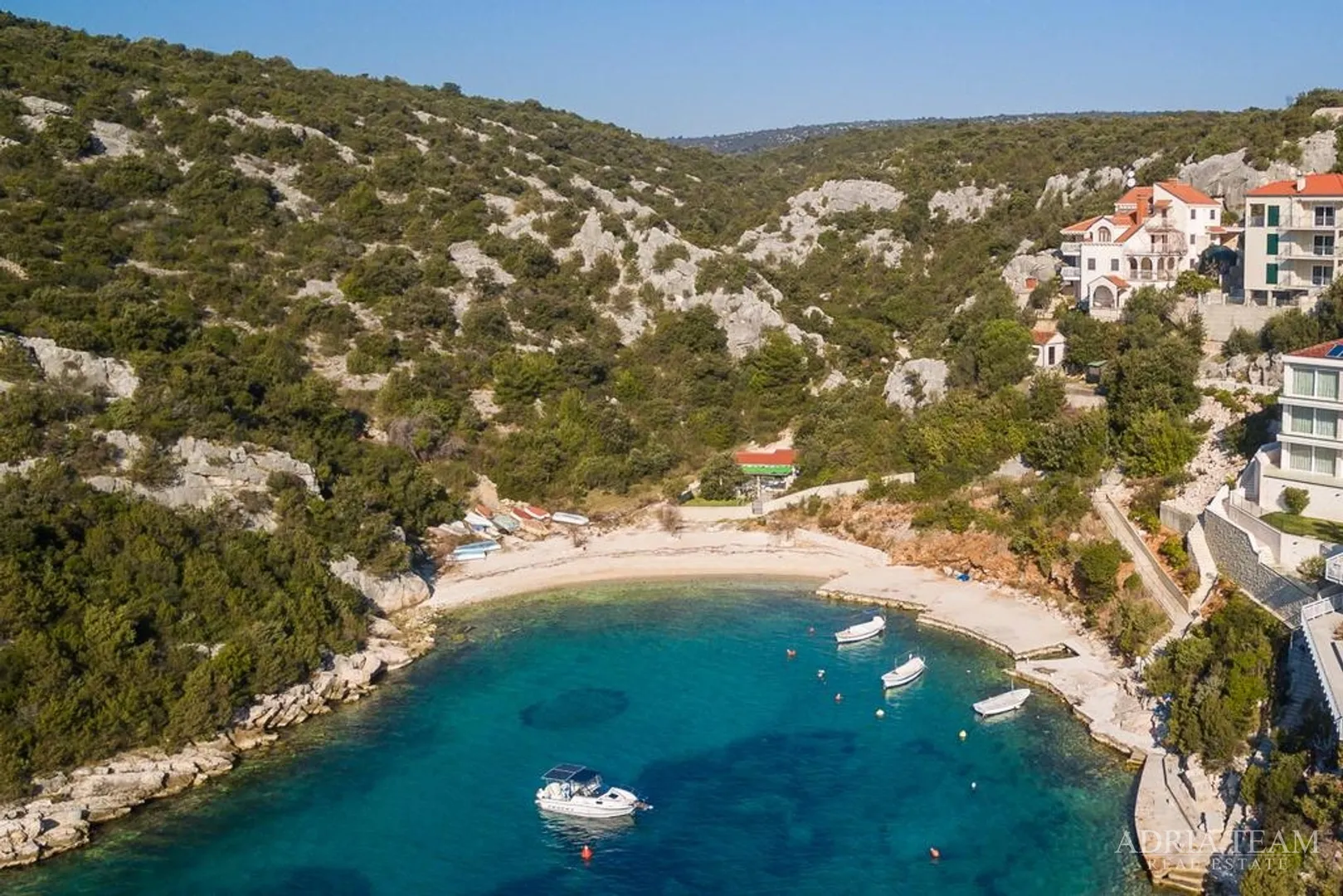 apartmanska kuća, trogir - slika 18