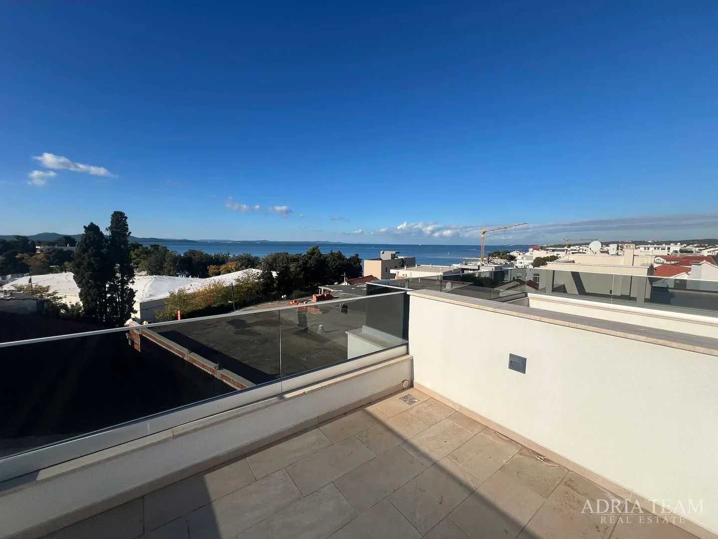apartman u stambenoj zgradi, 80 m od mora - diklo, zadar posebna ljetna akcija! - slika 2