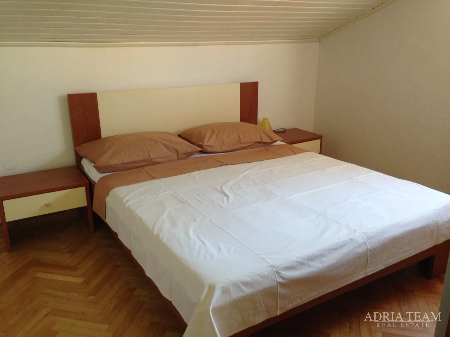 apartmanska kuća 100 m od mora, odlična lokacija - novalja, pag - slika 45