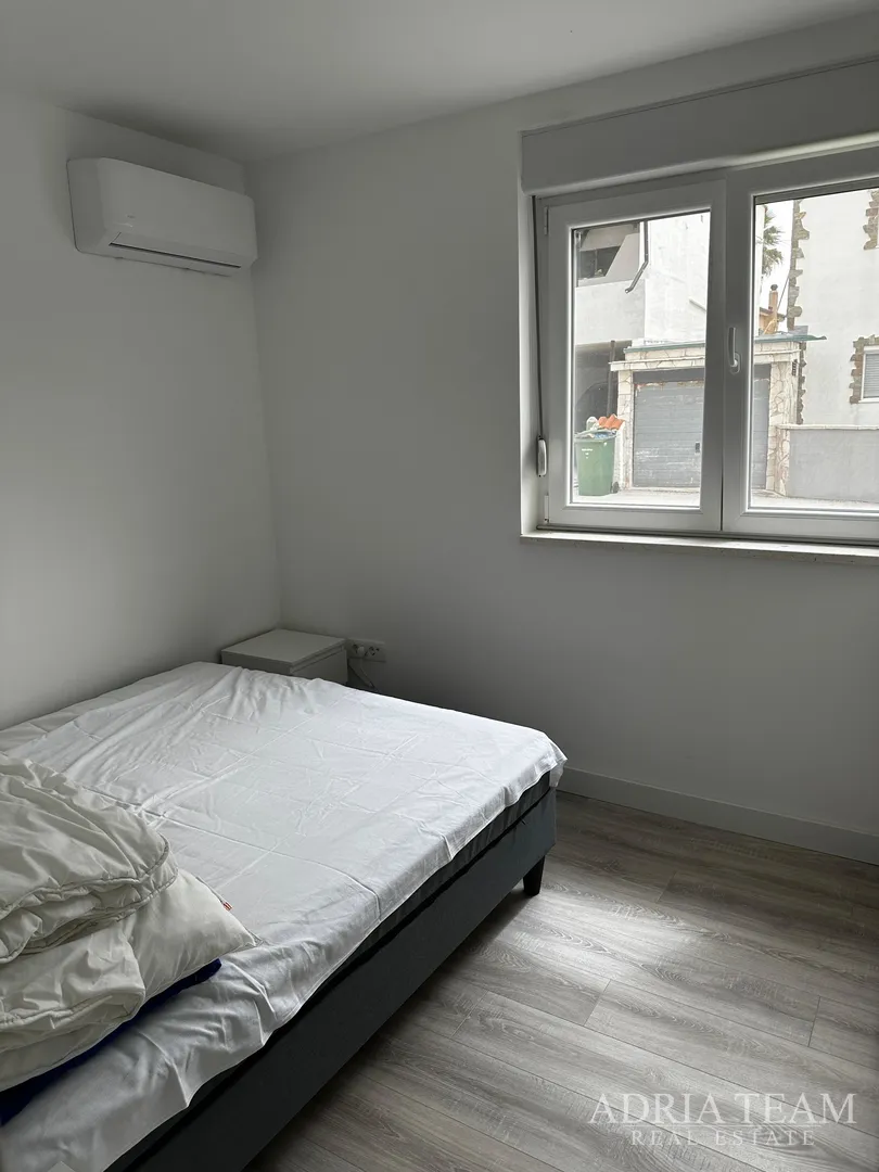 apartman u prvom redu do mora, potpuno opremljen - vir - slika 8