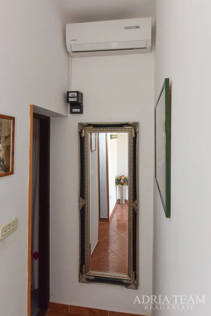 apartmani u kući, 150 m od mora - pag - slika 46