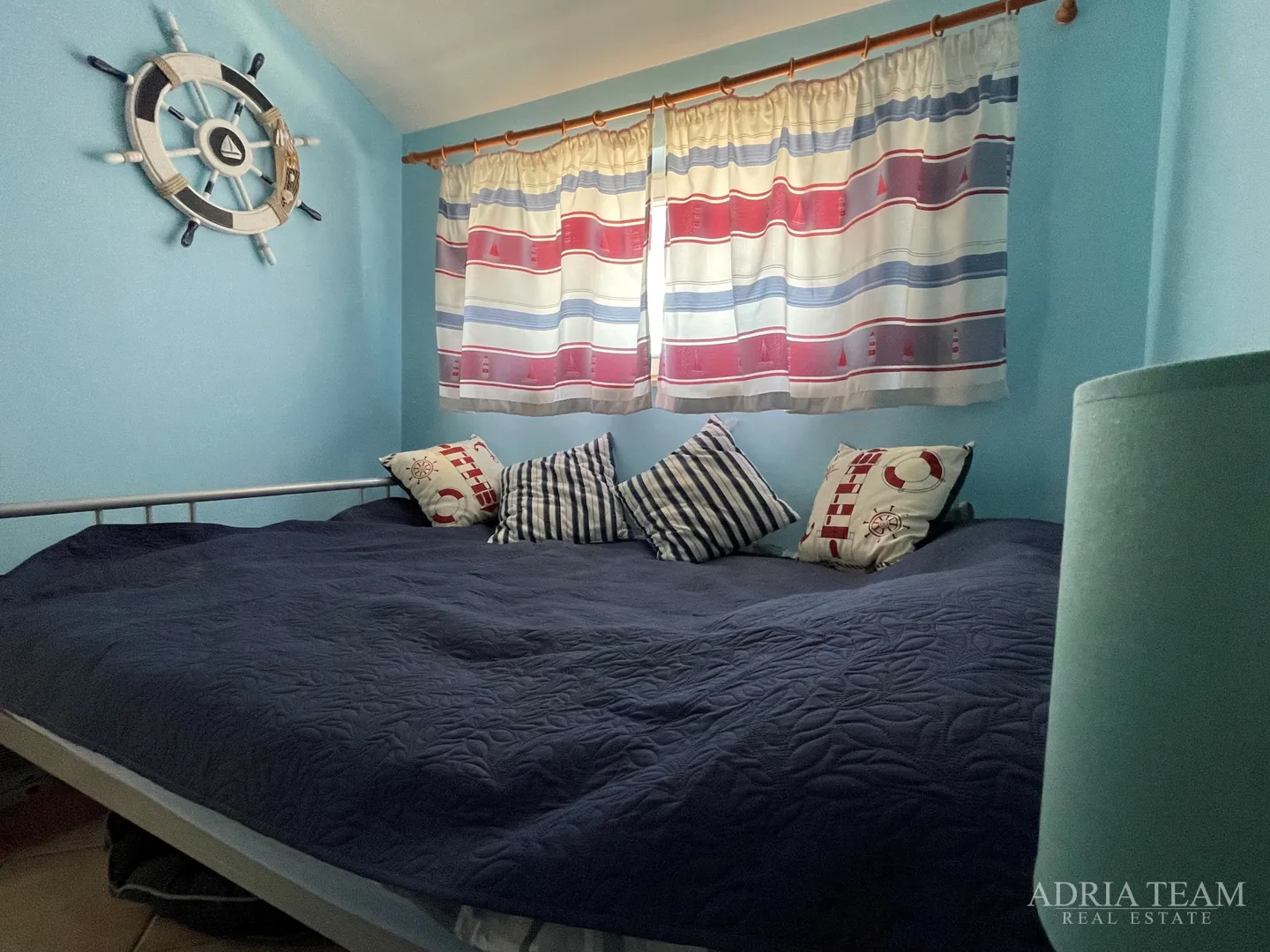 apartman, prvi red do mora, na prekrasnoj plaži s velikom terasom - turanj - slika 9