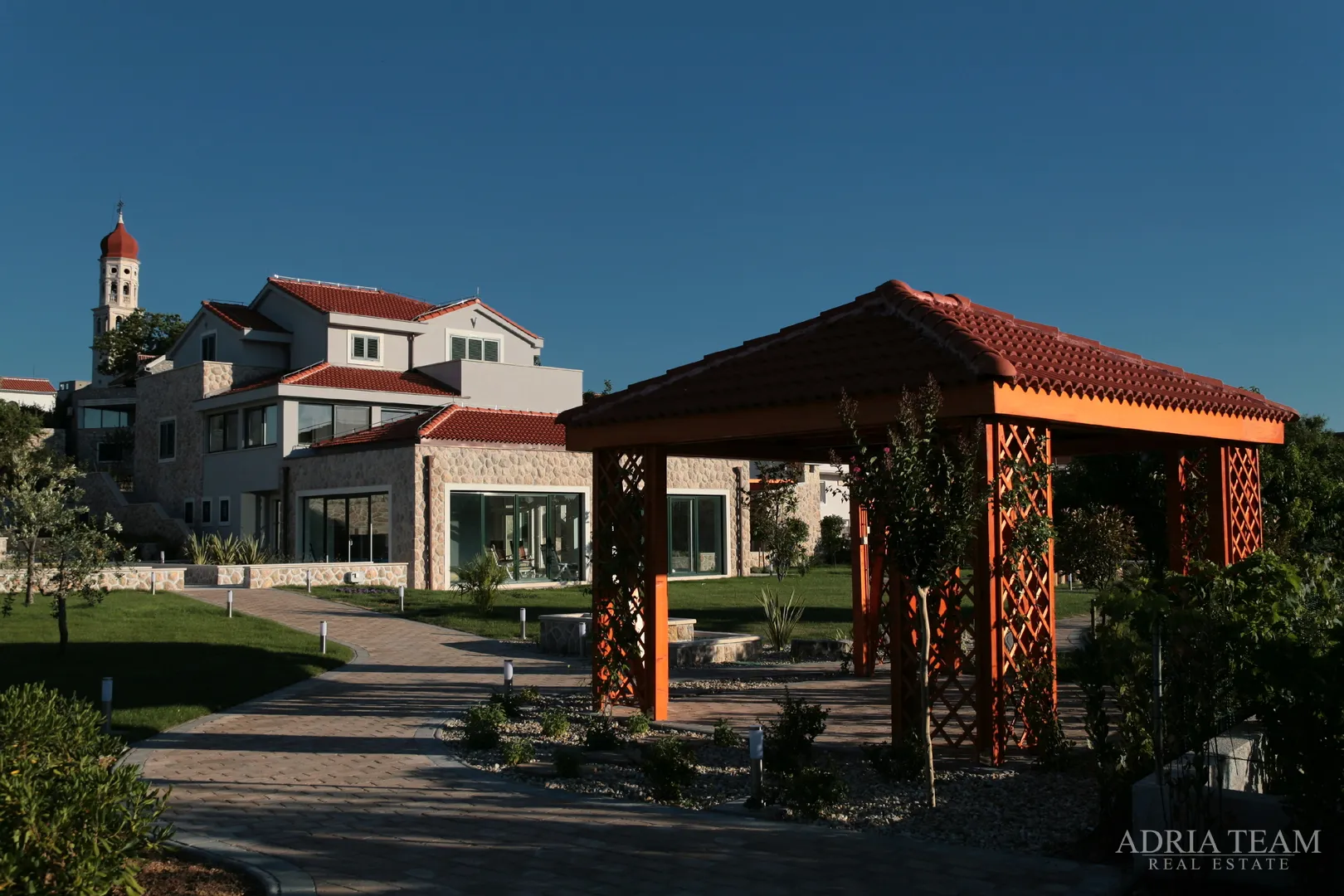 luksuzna vila 100 m od marine - betina, murter - slika 115