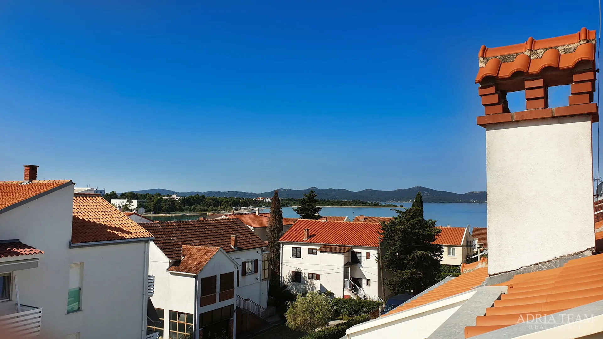 vila sa 7 apartmana, pogled na more - diklo, zadar - slika 56