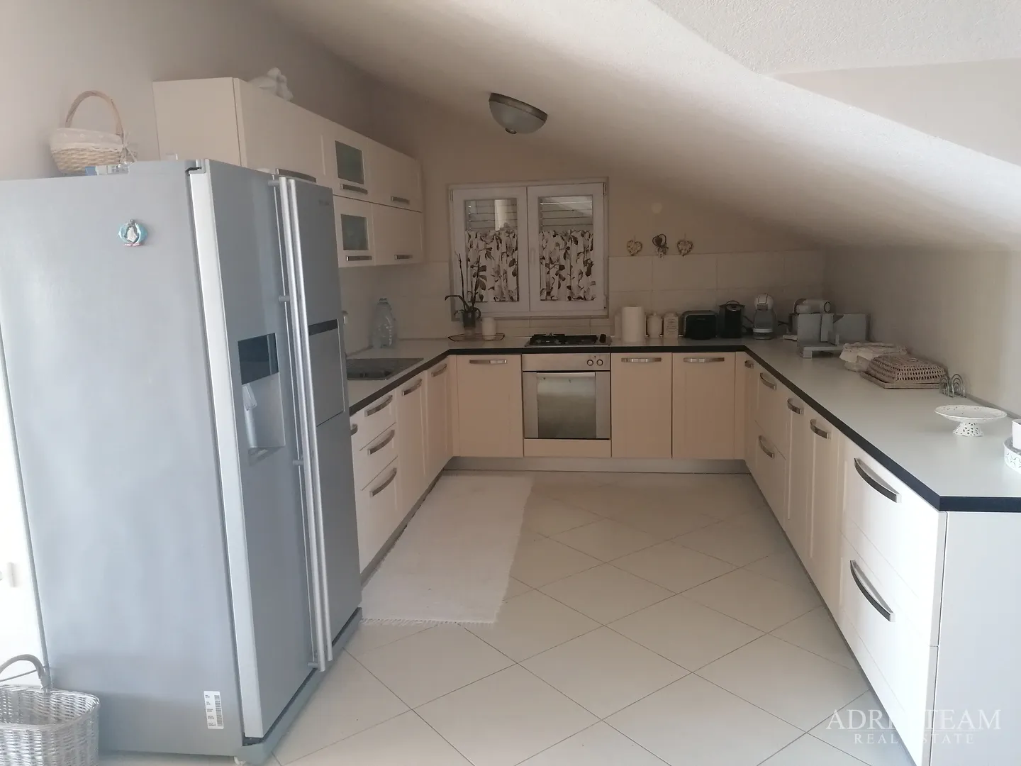 apartmanska kuća s 3 apartmana, 120 m od mora, petrčane - zadar - slika 20