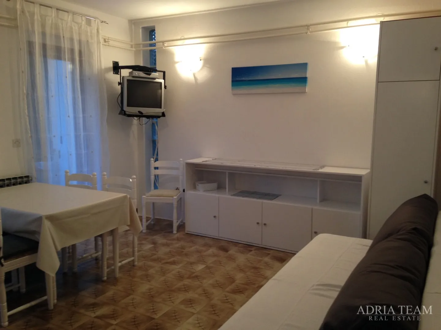 apartmanska kuća 100 m od mora, odlična lokacija - novalja, pag - slika 29