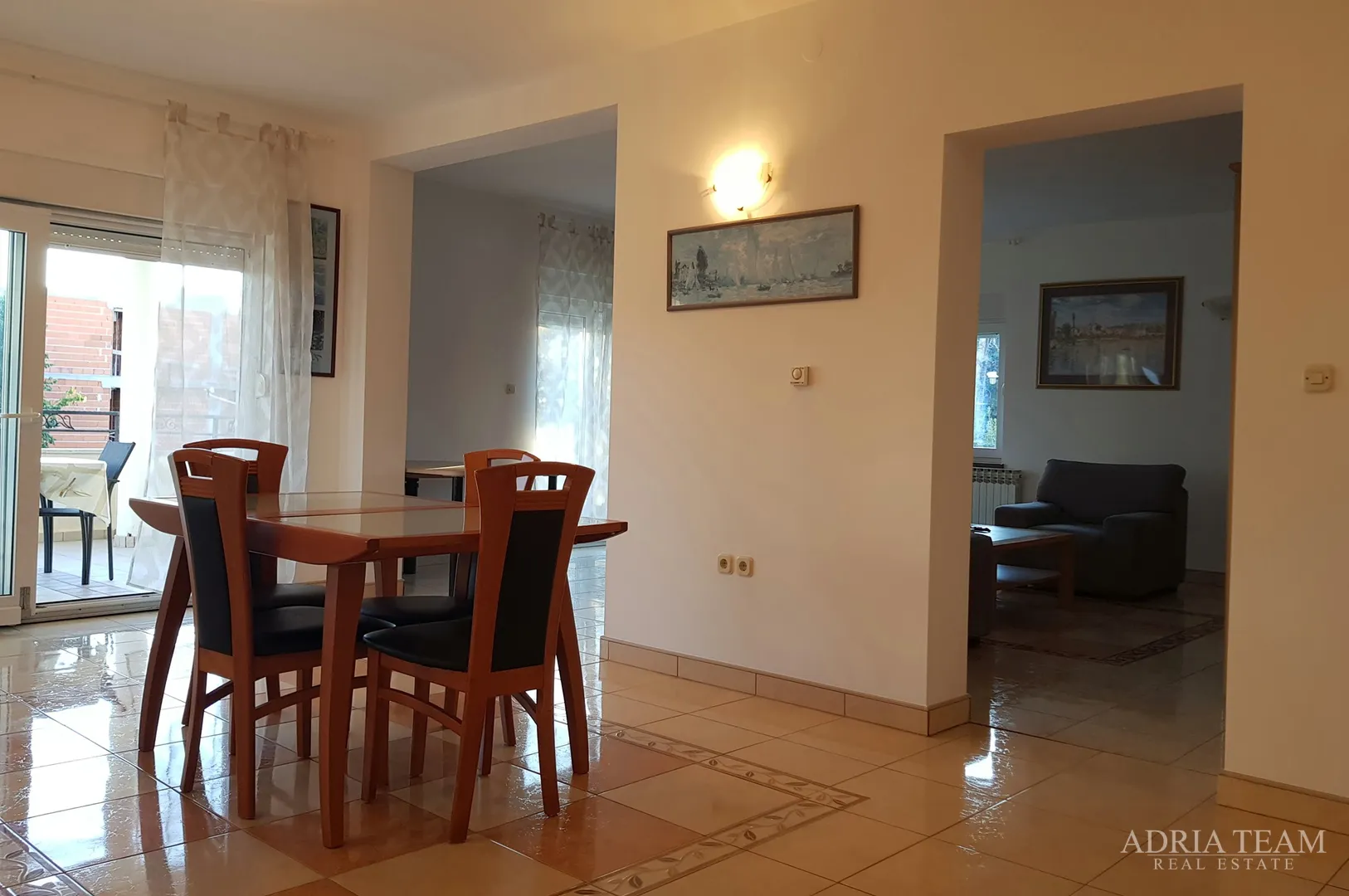 vila sa 7 apartmana, pogled na more - diklo, zadar - slika 32