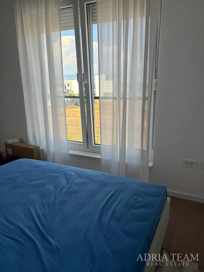 kuća s garažom te otvorenim pogledom na more i planine - vir - slika 14