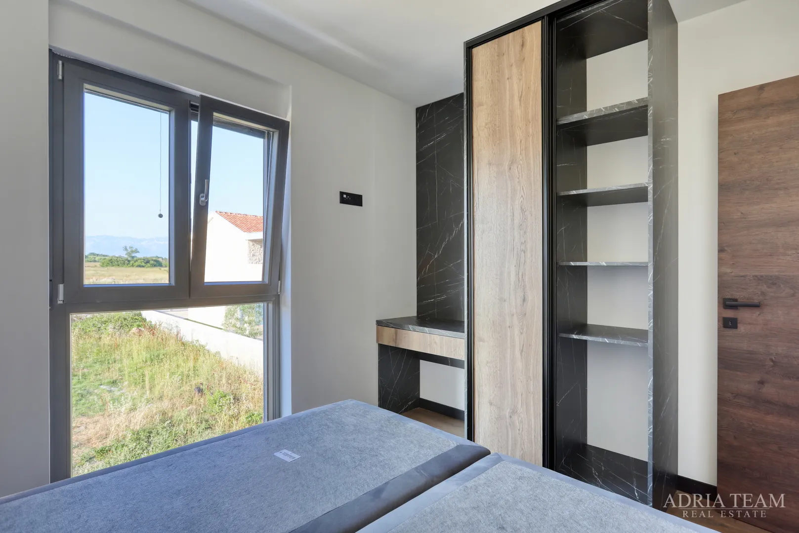 dvoetažni apartmani u novogradnji u dvije identične kuće u nizu - privlaka - slika 32