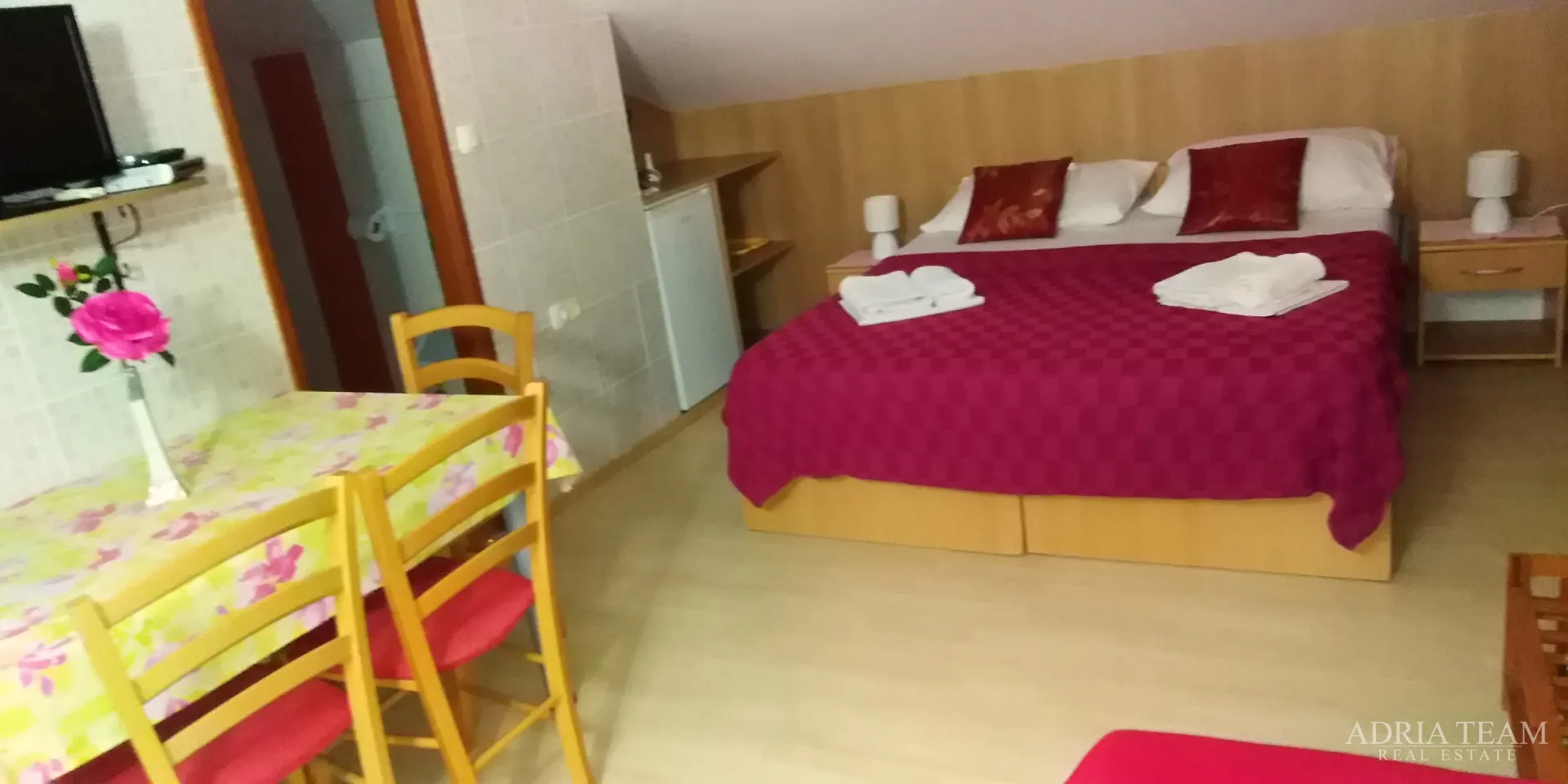 hotel s konobom i krovnom terasom, 1. red do mora - sukošan - slika 90