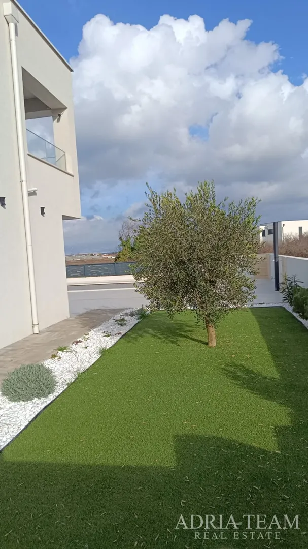 jesenska akcija! kuća za odmor s bazenom, 120 m od mora, nin - zadar - slika 57