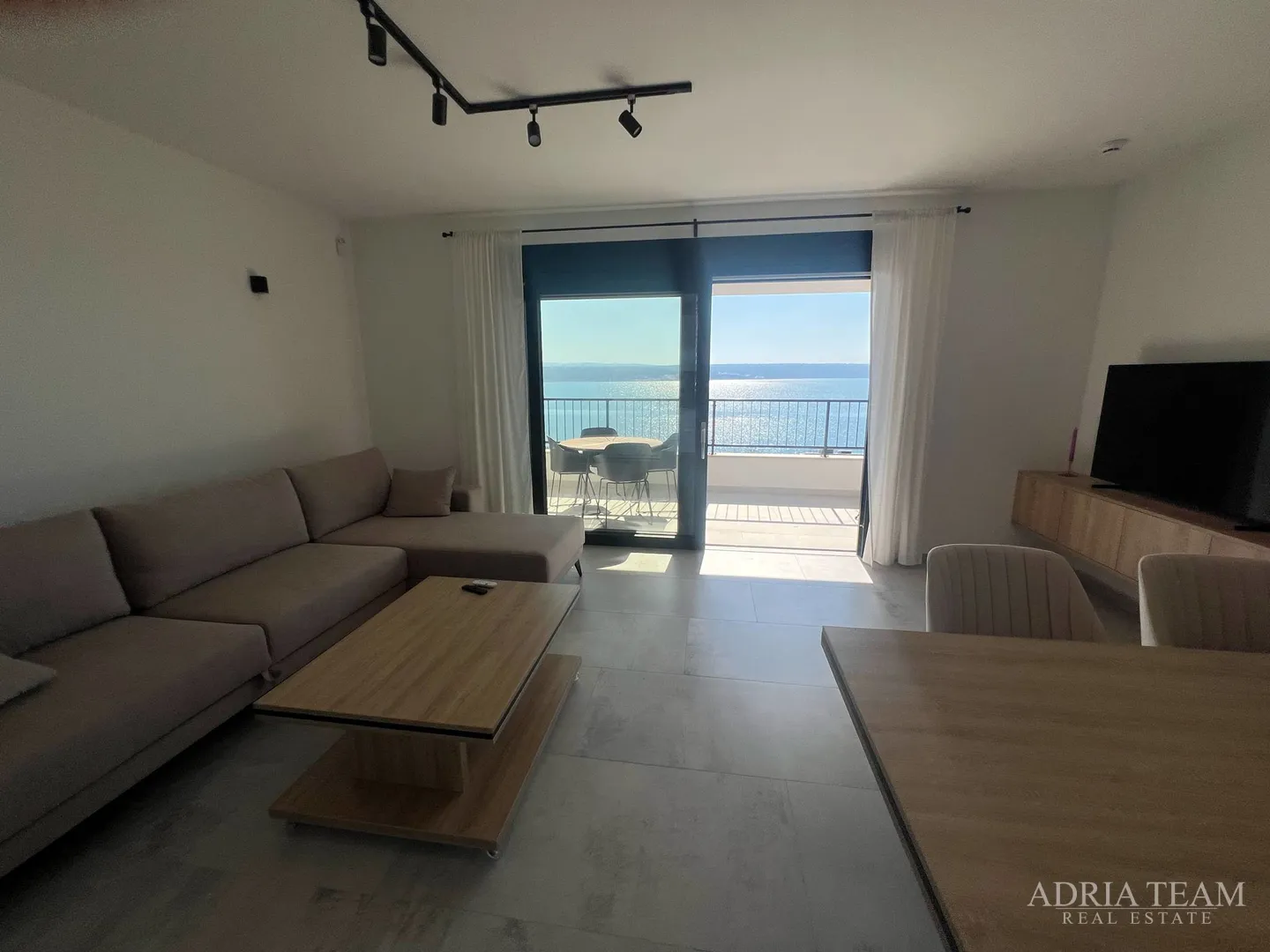 apartmani u novogradnji s otvorenim pogledom na more, maslenica - slika 33