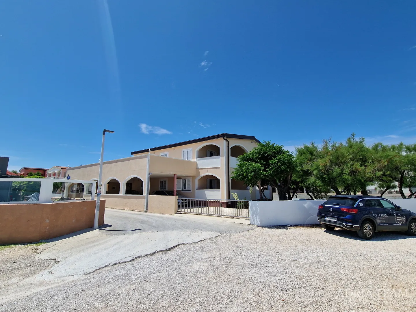 apartmanska kuća - 1. red do mora - slika 5