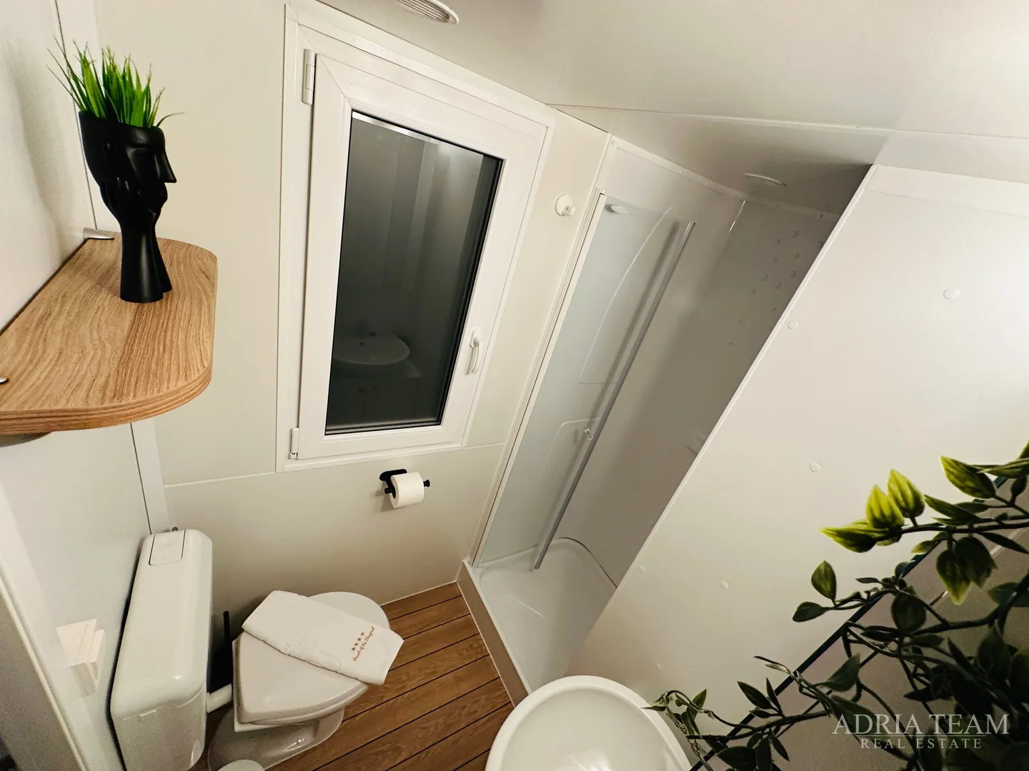 mobilna kućica tipa adria, kapaciteta 4 + 2 osobe - biograd na moru - slika 35
