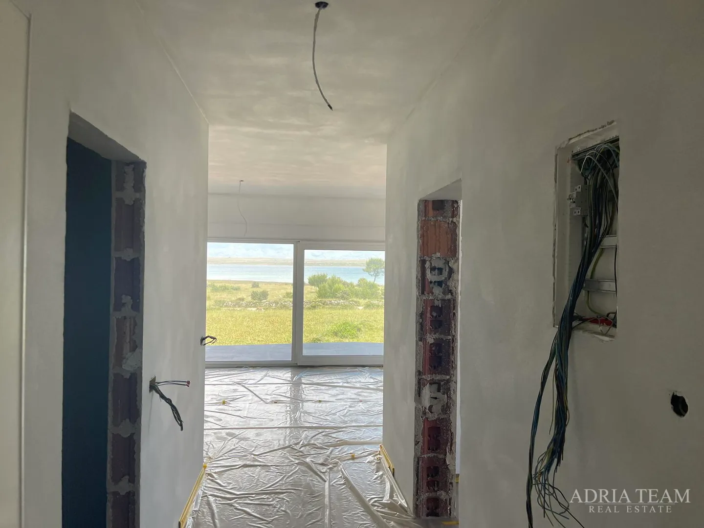 apartmani u stambenoj zgradi na prvom katu, novogradnja - vir - slika 21