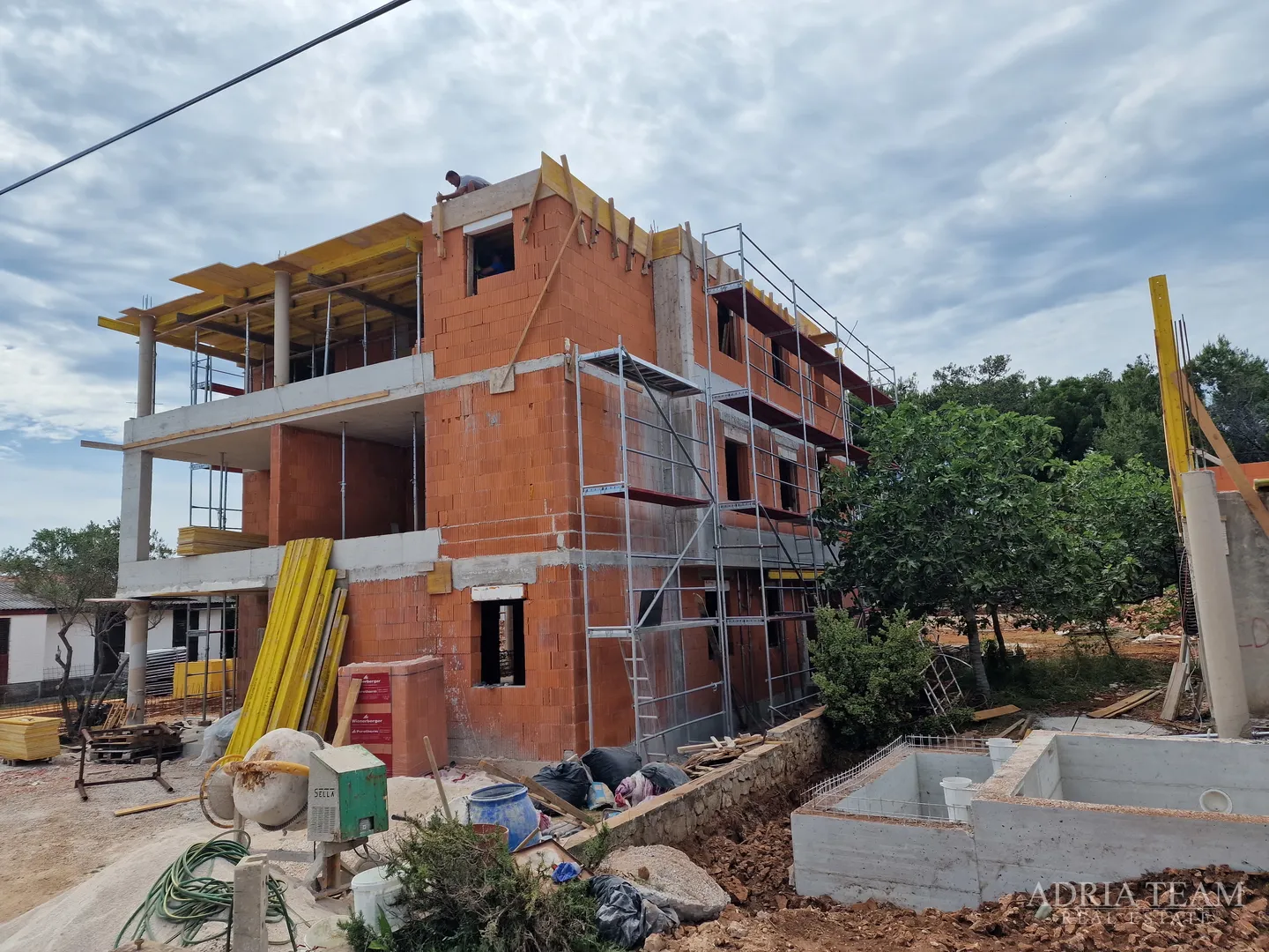 4 apartmana u stambenoj zgradi, novogradnja - vir - slika 14