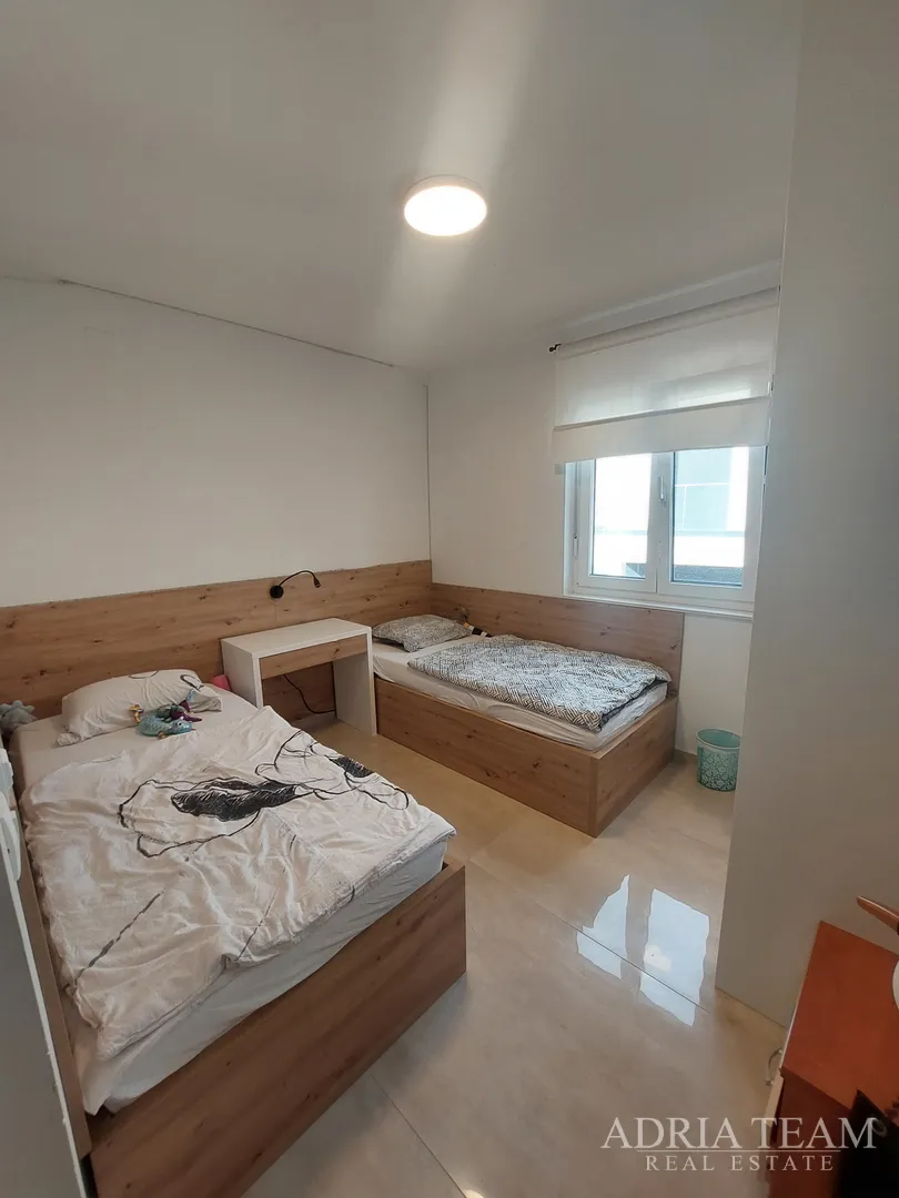 apartman u stambenoj zgradi, 80 m od mora - diklo, zadar posebna ljetna akcija! - slika 67