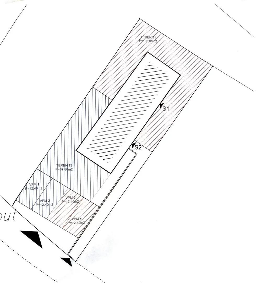 troetažni apartman u stambenoj zgradi - vrsi - slika 41