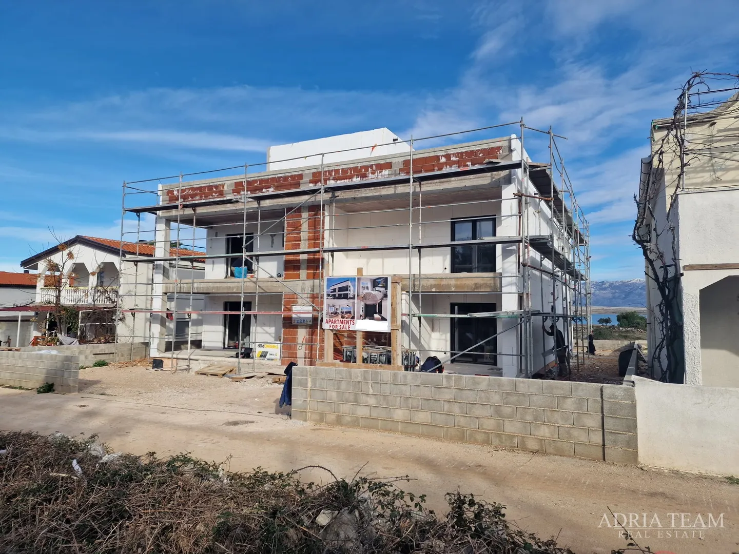 apartmani u stambenoj zgradi na prvom katu, novogradnja - vir - slika 7